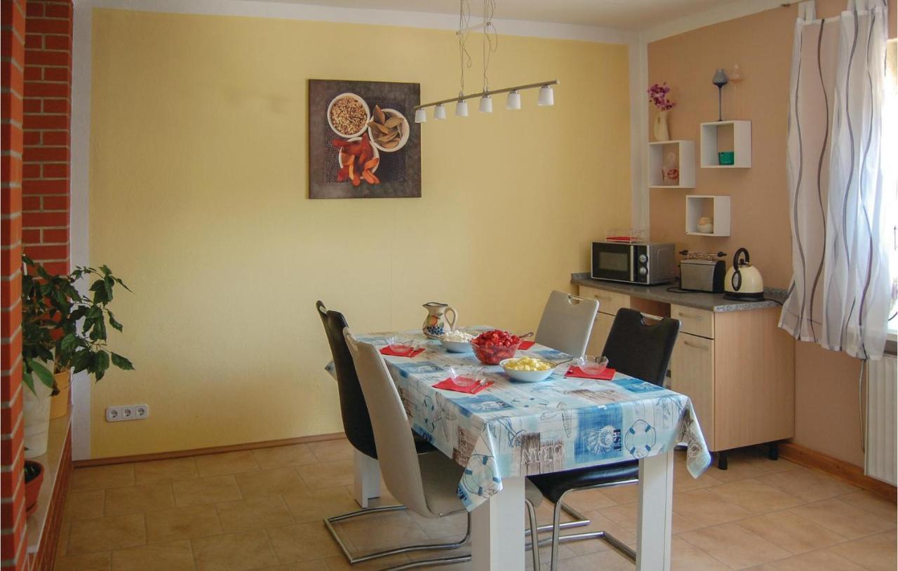 Awesome Apartment In Rostock With Wifi Eksteriør billede